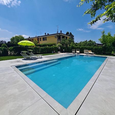 Sara Holiday Rentals Бардолино Экстерьер фото