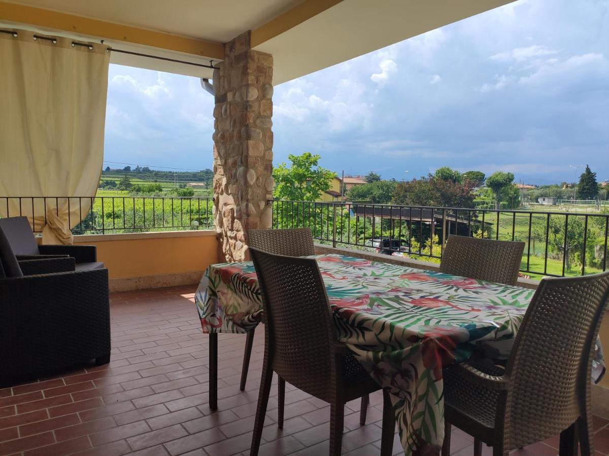 Sara Holiday Rentals Бардолино Экстерьер фото