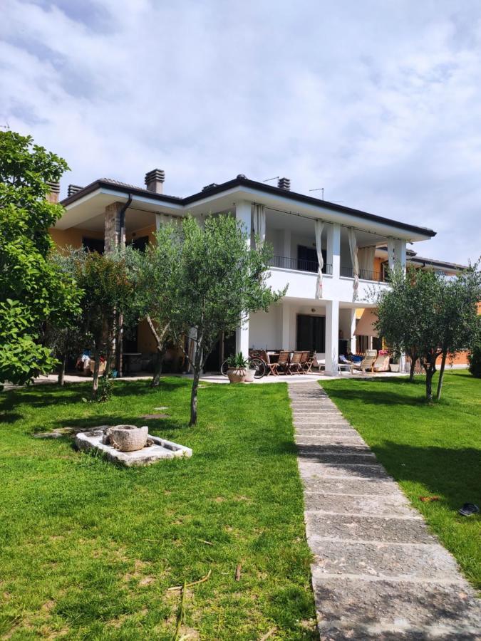 Sara Holiday Rentals Бардолино Экстерьер фото