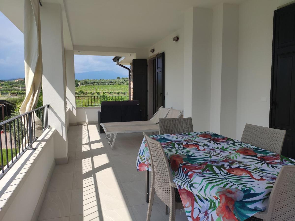Sara Holiday Rentals Бардолино Экстерьер фото