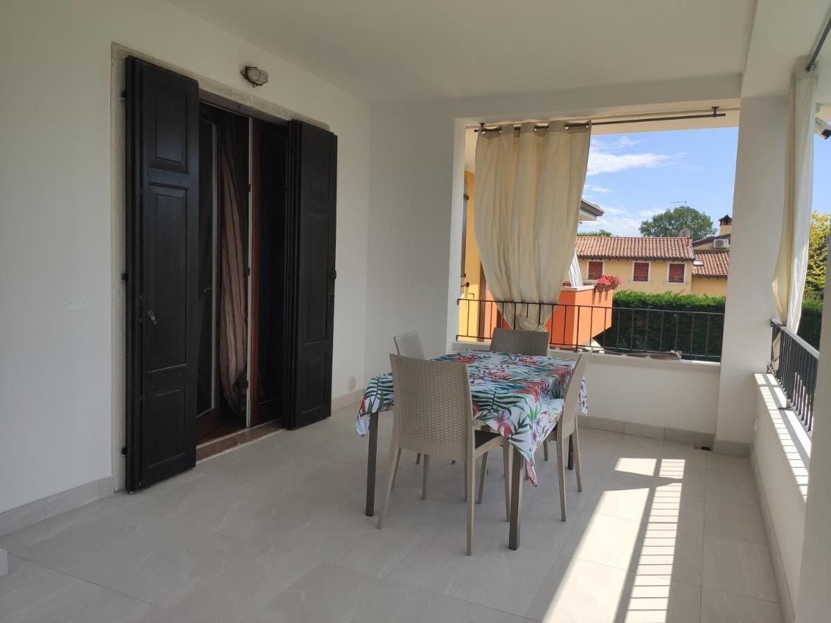Sara Holiday Rentals Бардолино Экстерьер фото