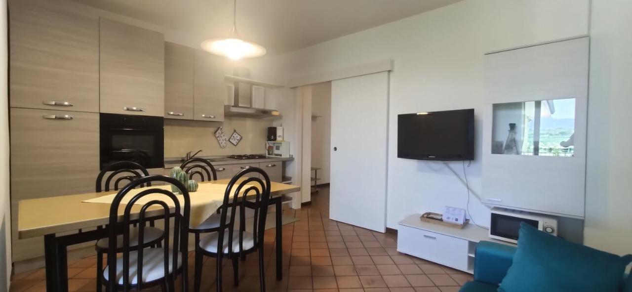 Sara Holiday Rentals Бардолино Экстерьер фото