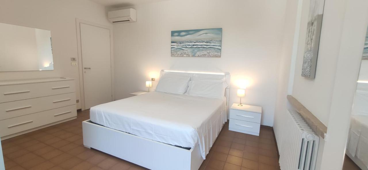 Sara Holiday Rentals Бардолино Экстерьер фото